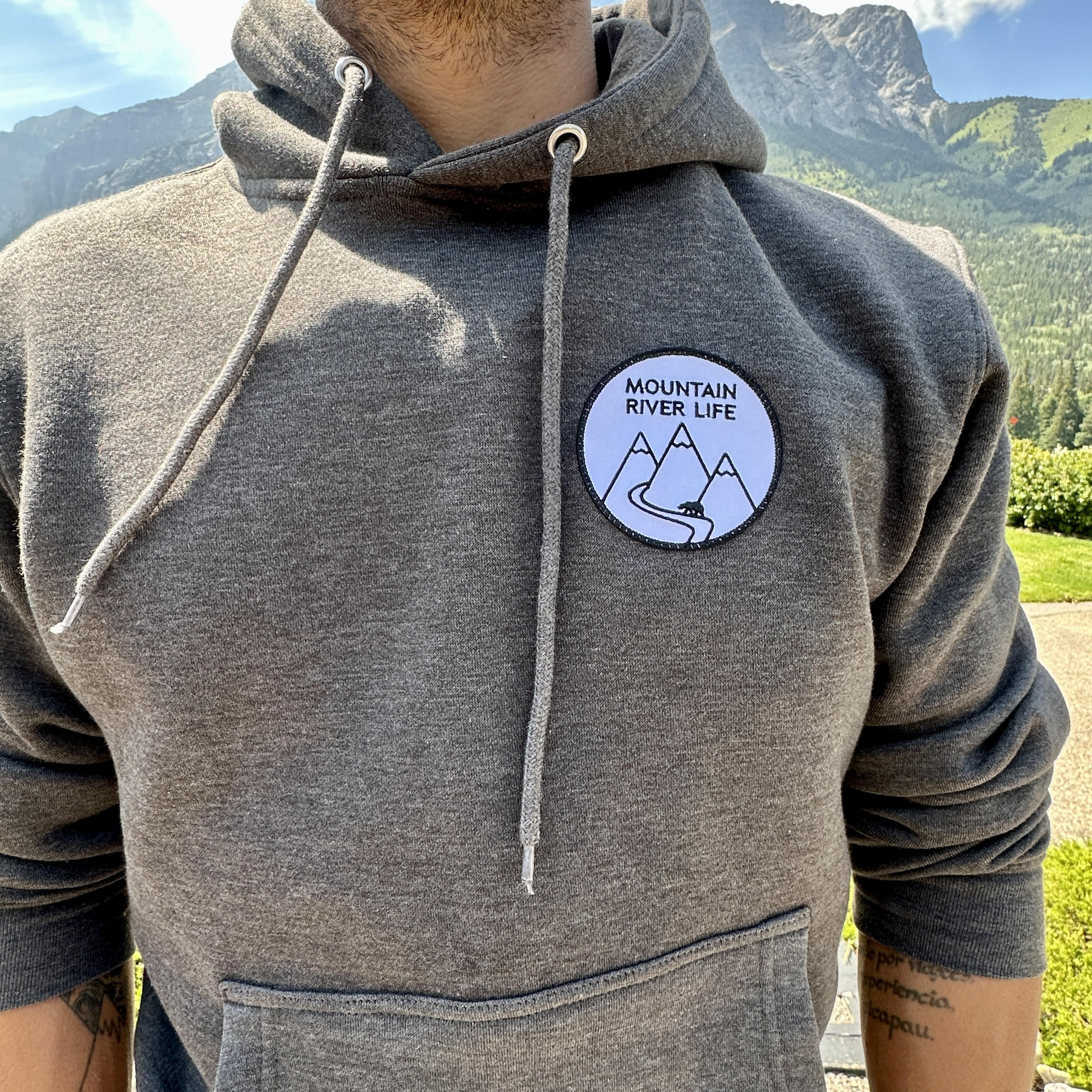 Hoodies & Sweatshirts