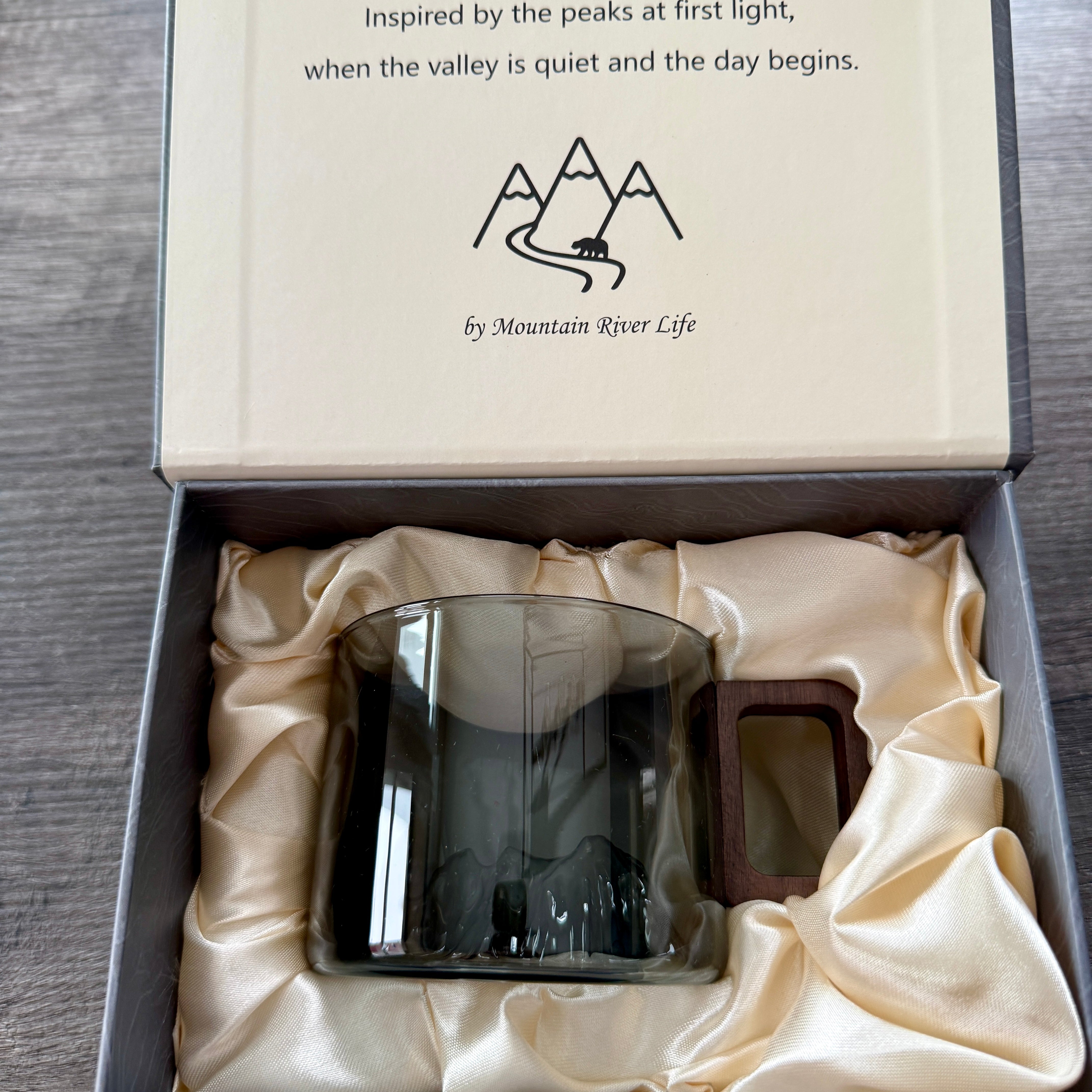 Alpine Relief Smoked Glass Mug