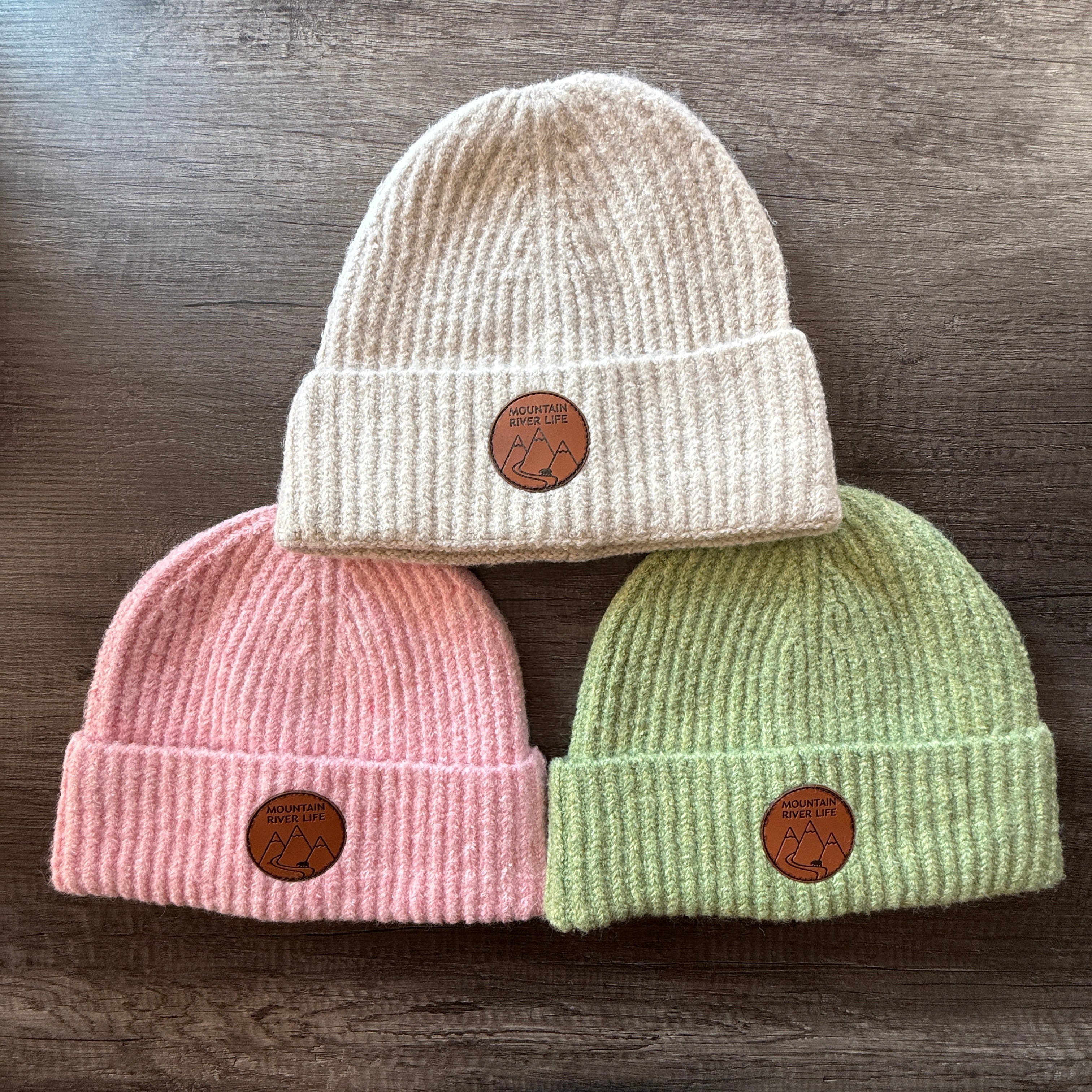 Mountain River Life Leather Patch Toque