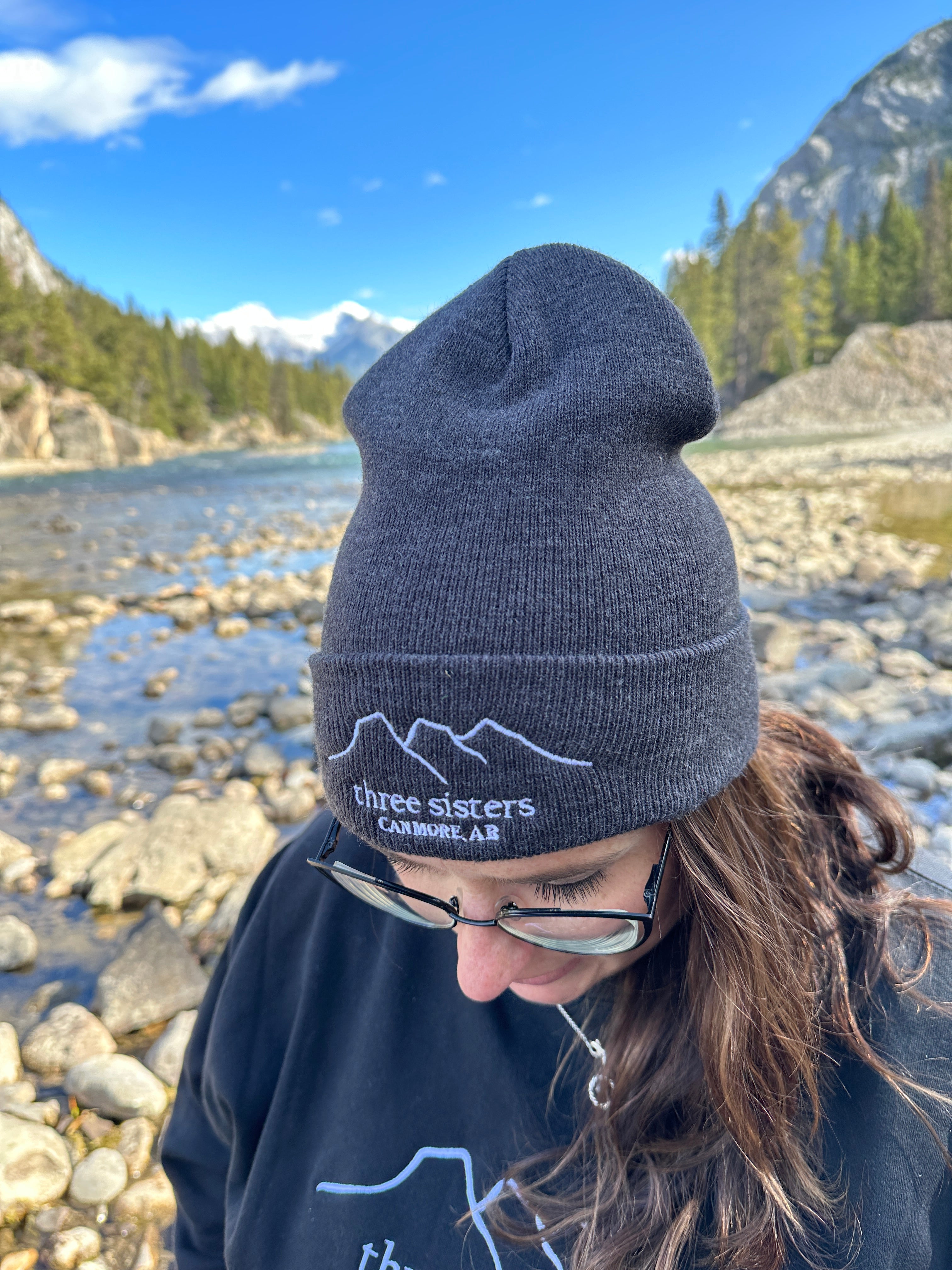 Three Sisters Embroidered Toque